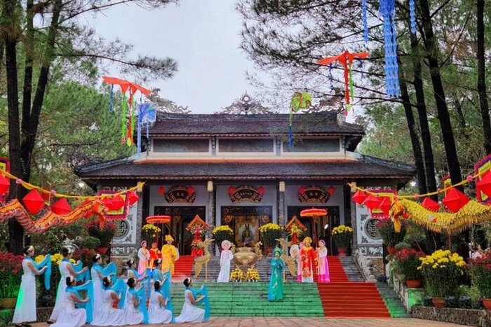 Thac Ba Temple